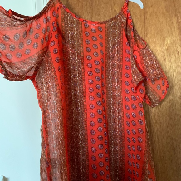 Top - Picture 2 of 2